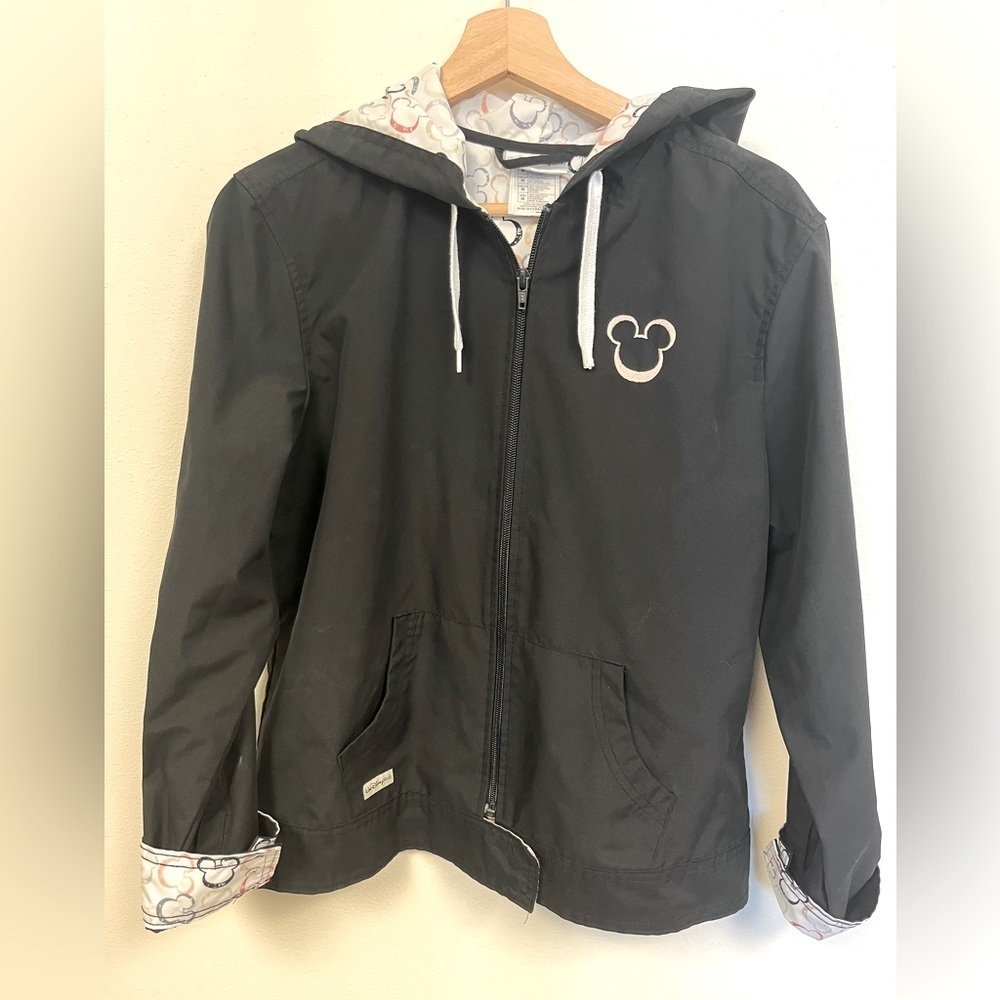Disney Woman’s Black Embroidered Mickey Lightweight Jacket Size Medium